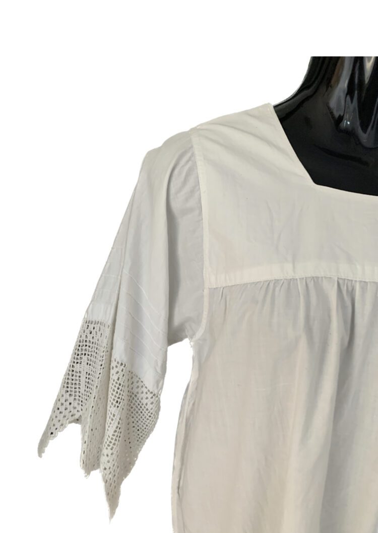 White Vintage Choir Crochet Shirt Size 10